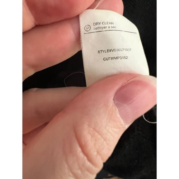 Vince Women's XS 100% Cashmere Sweater Black Slouchy Fit Crew Scoop Neck FLAWS - Picture 5 of 13